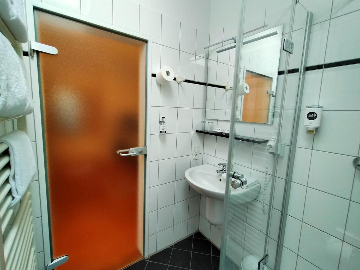 Hotel Xtra Gleis Герстель Екстер'єр фото